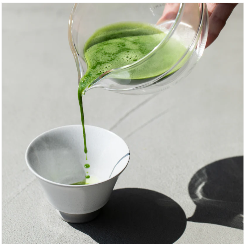 ORIGAMI - Glass Katakuchi Matcha Bowl